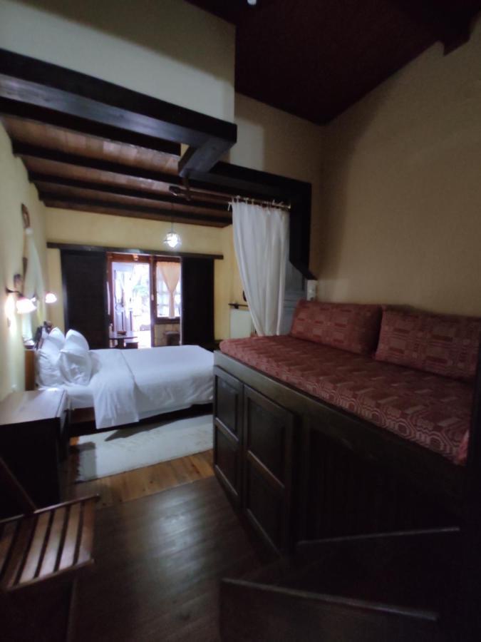 Xenonas Brizi Hotel Elati  Luaran gambar